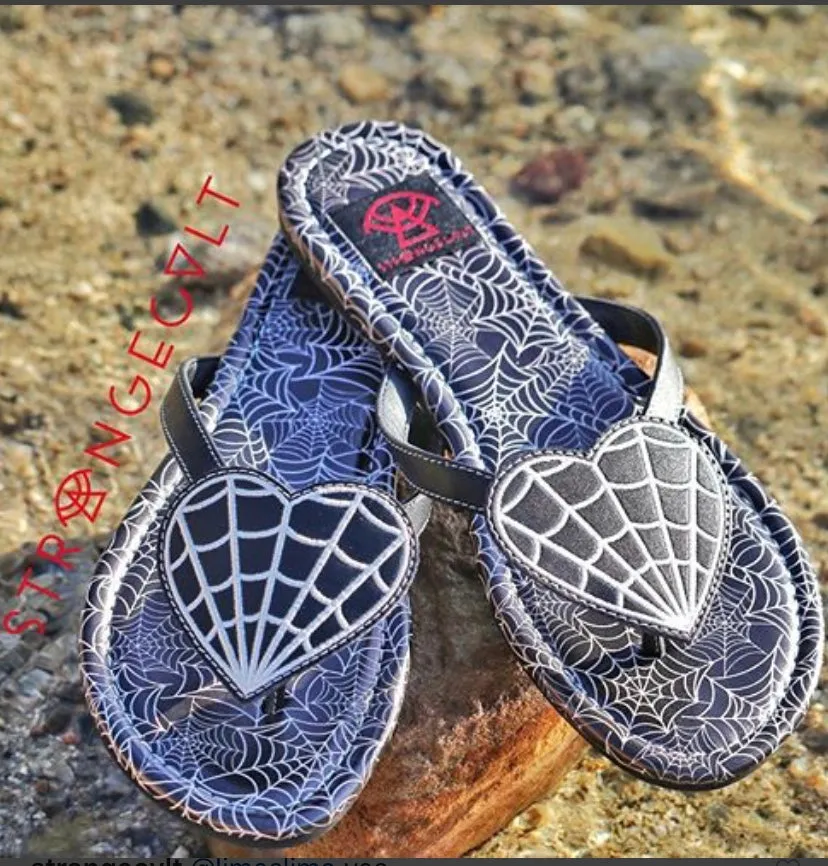 Betty Webbed Heart Sandal