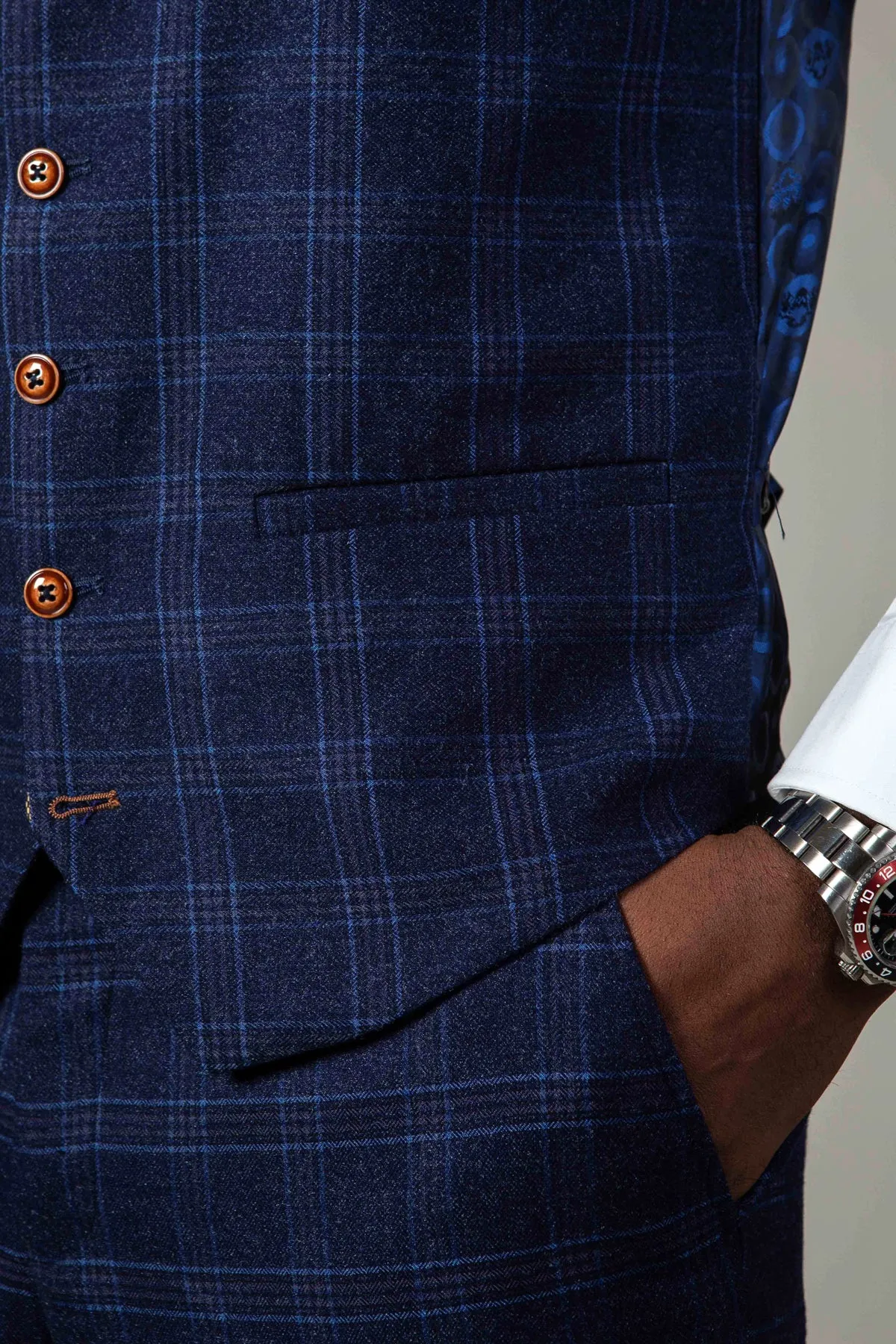 CHIGWELL - Blue Tweed Check Waistcoat