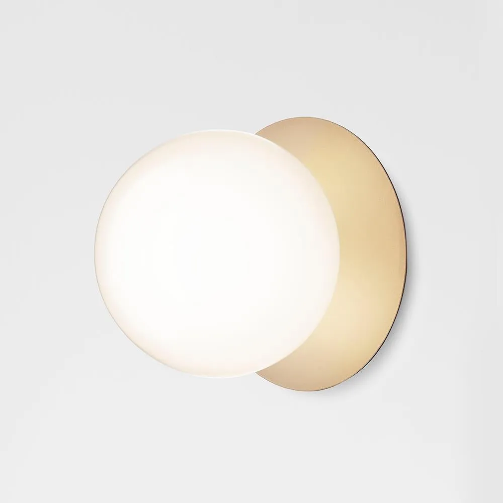 Nuura Liila Wall / Ceiling Light