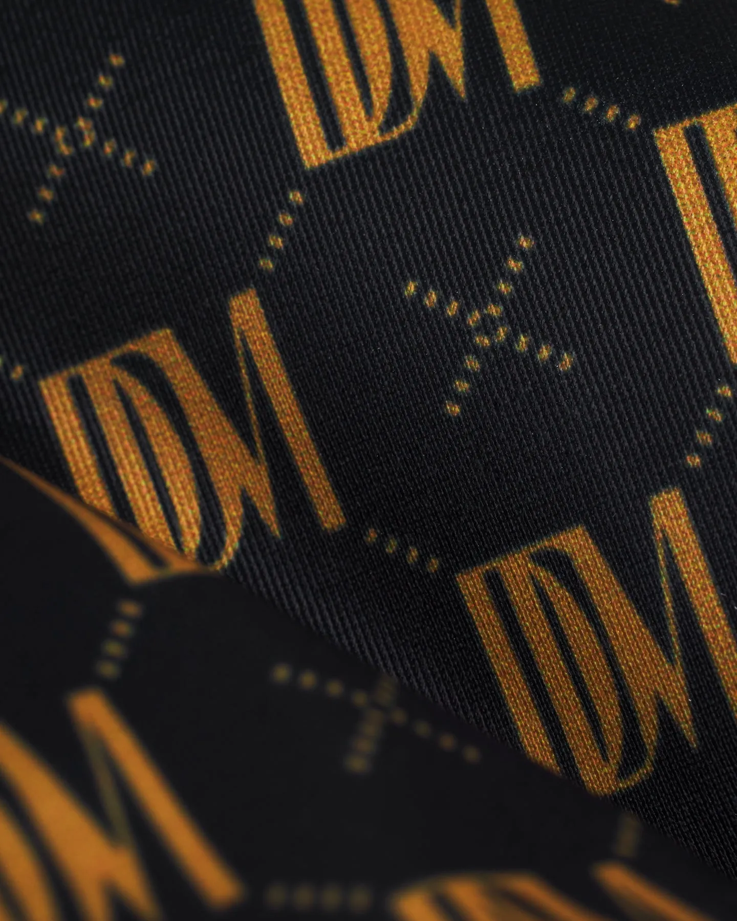 The Gomera Top - Oro Monogram